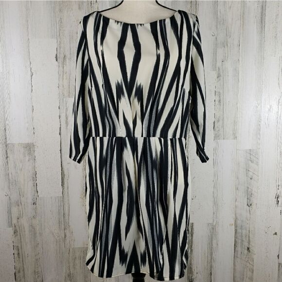 MNG Abstract Stripe Print Dress Sz Large - Picture 2 of 13
